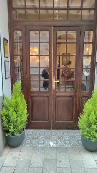 La Botica • Home Café
