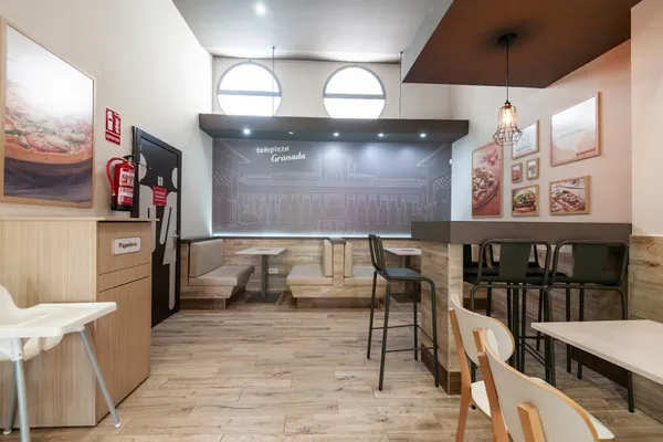 Telepizza Granada, Pº Emp Carlos V - Comida a Domicilio